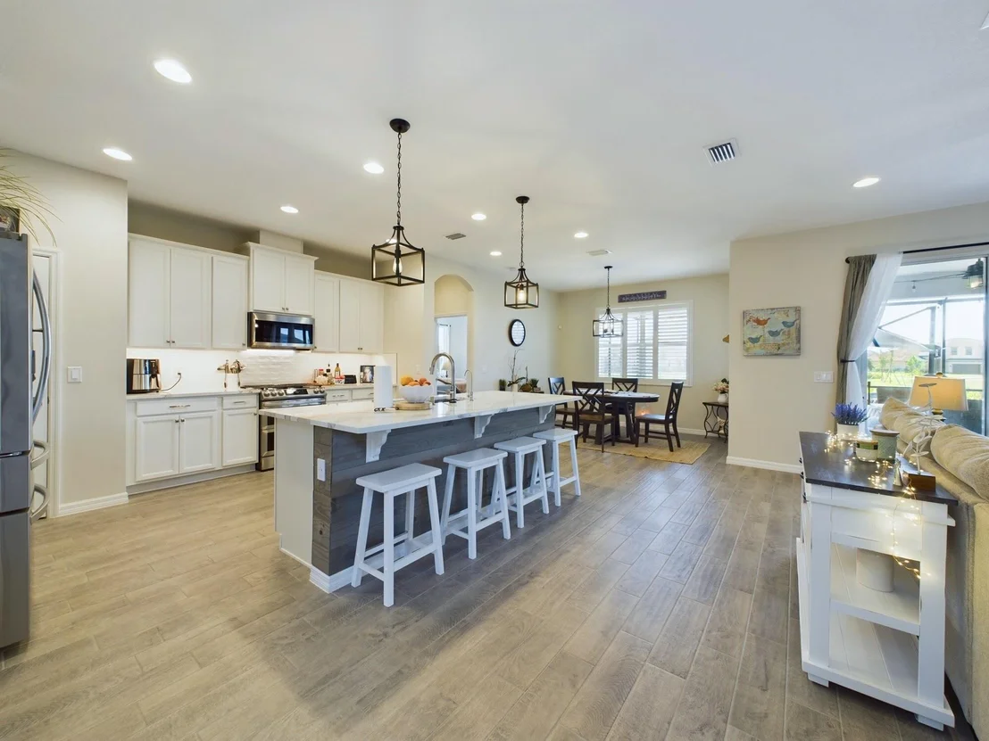 Photo of 8020 Lucent Court