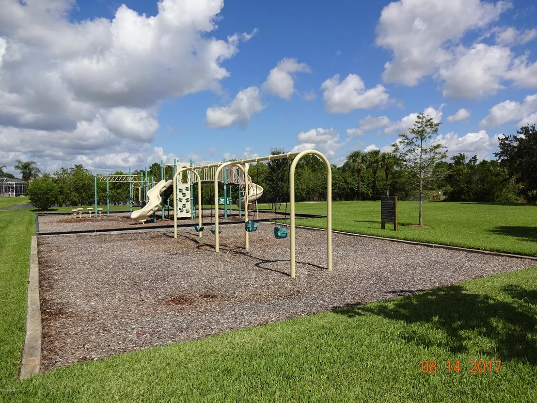 Photo of 829 Thrasher Drive