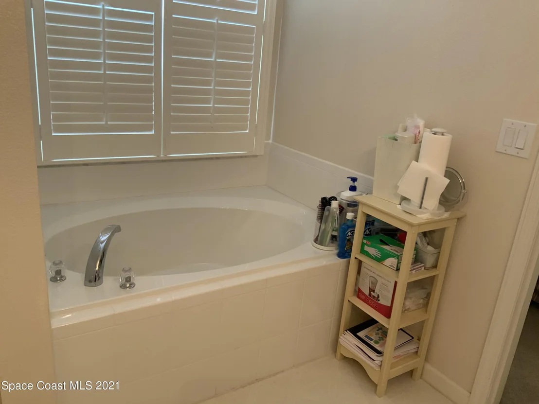 Photo of 3755 Thayer Lane