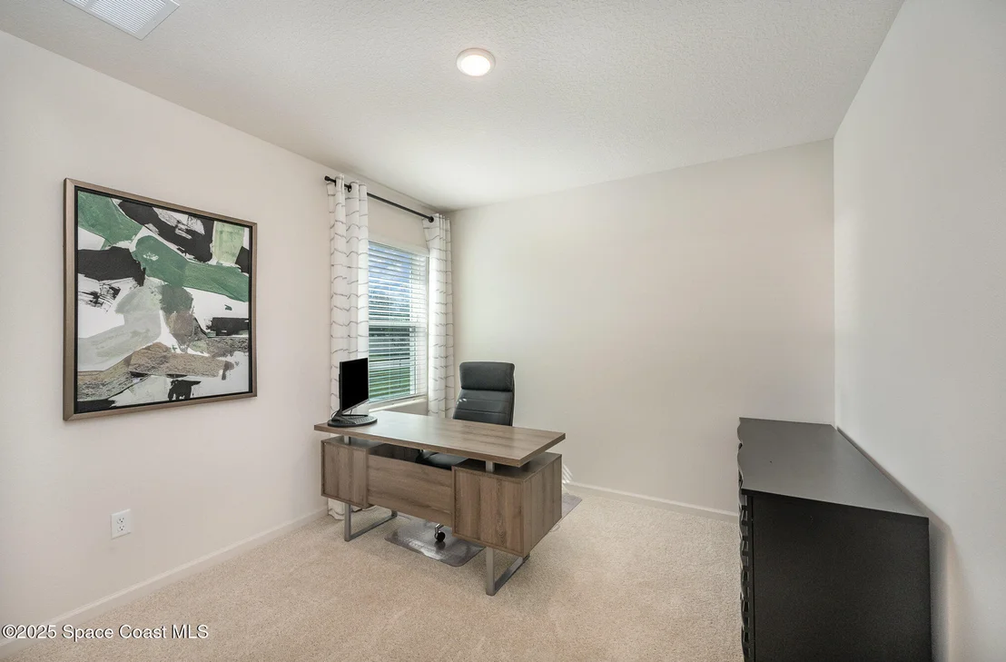 Photo of 2801 Indian River Parkway