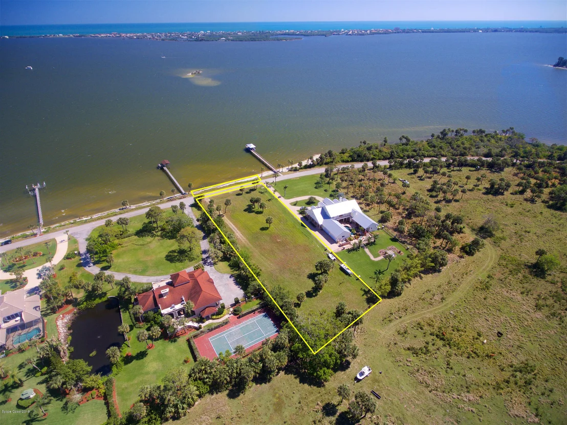 Photo of 3010 Rocky Point Road