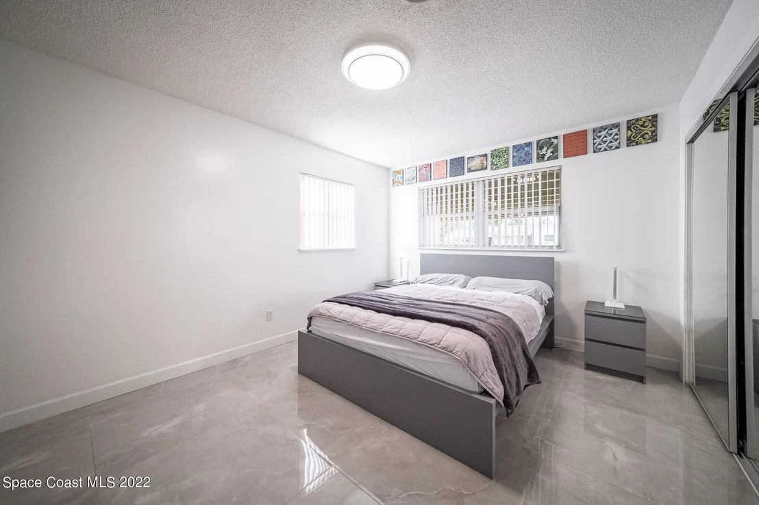 Photo of 982 Cardon Drive