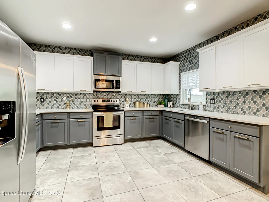 Photo of 690 Fiddleleaf Circle