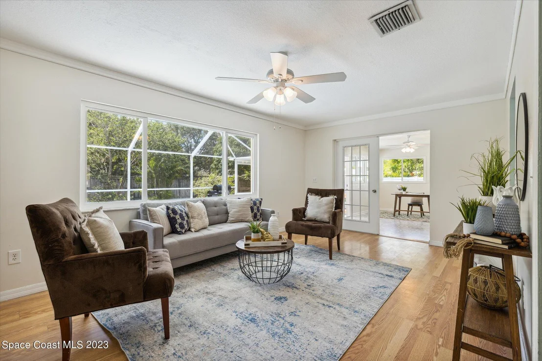 Photo of 468 Tulip Drive
