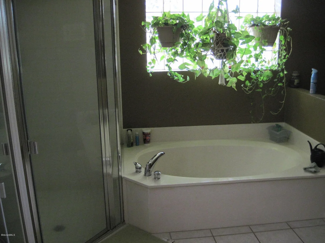 Photo of 4335 Milwaukee Avenue