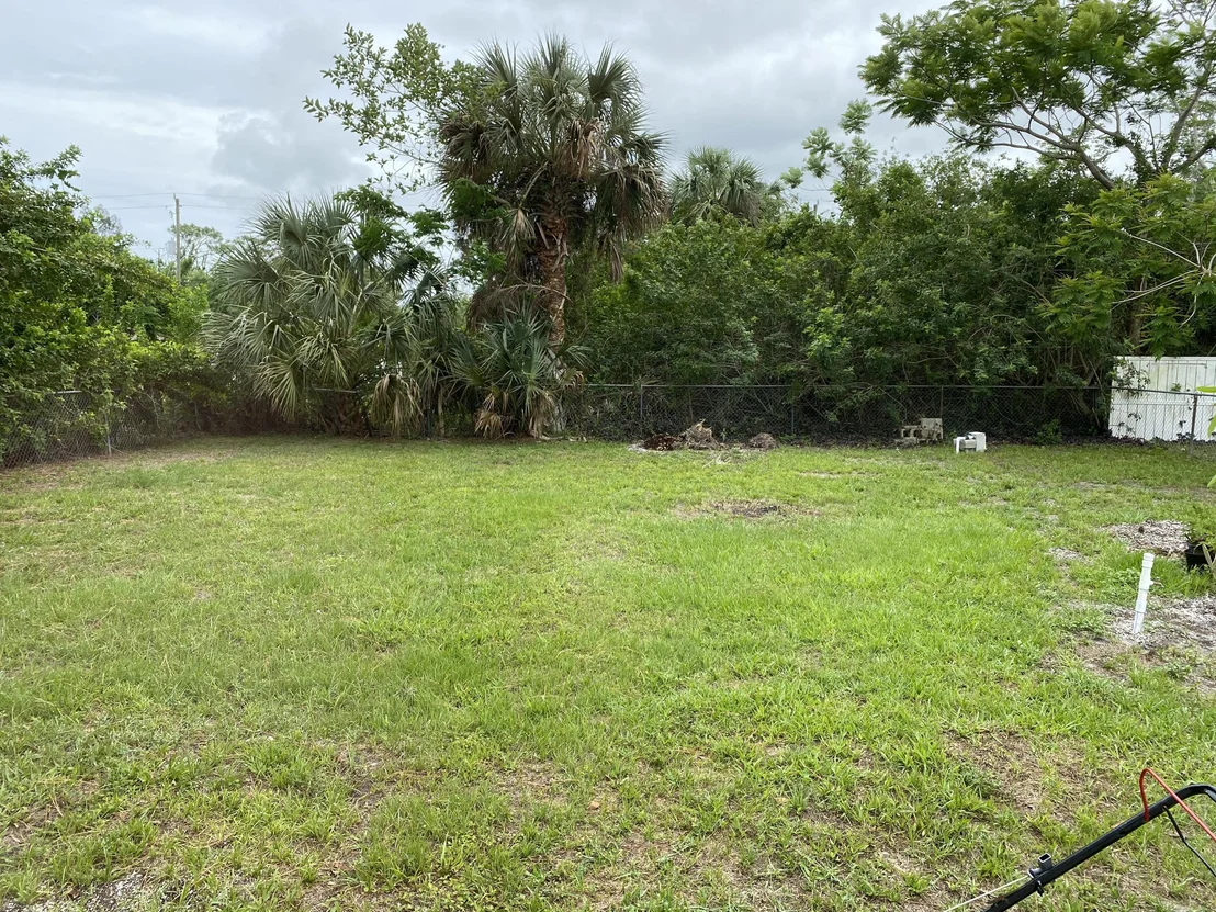 Photo of 2526 2nd Avenue NE
