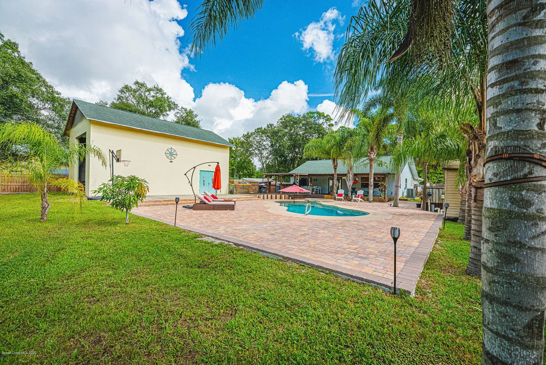 Photo of 535 Vine Street