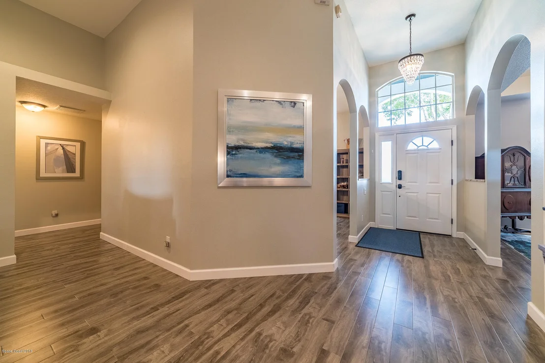 Photo of 2811 Englewood Drive