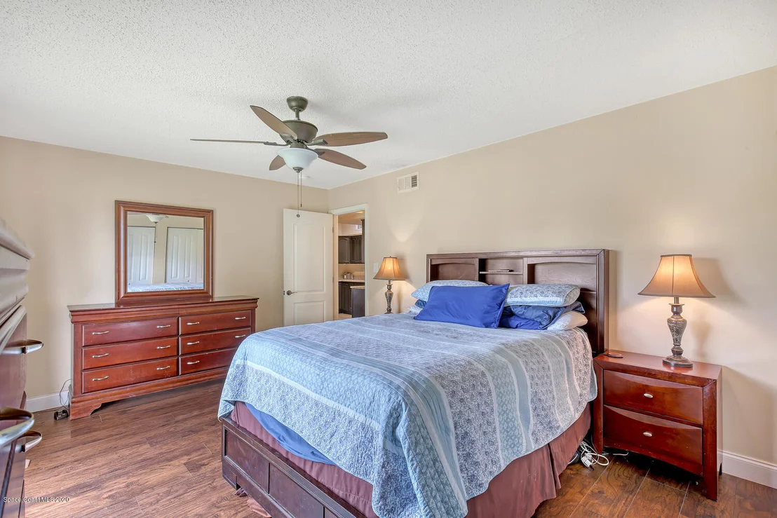 Photo of 765 Angle Street NE