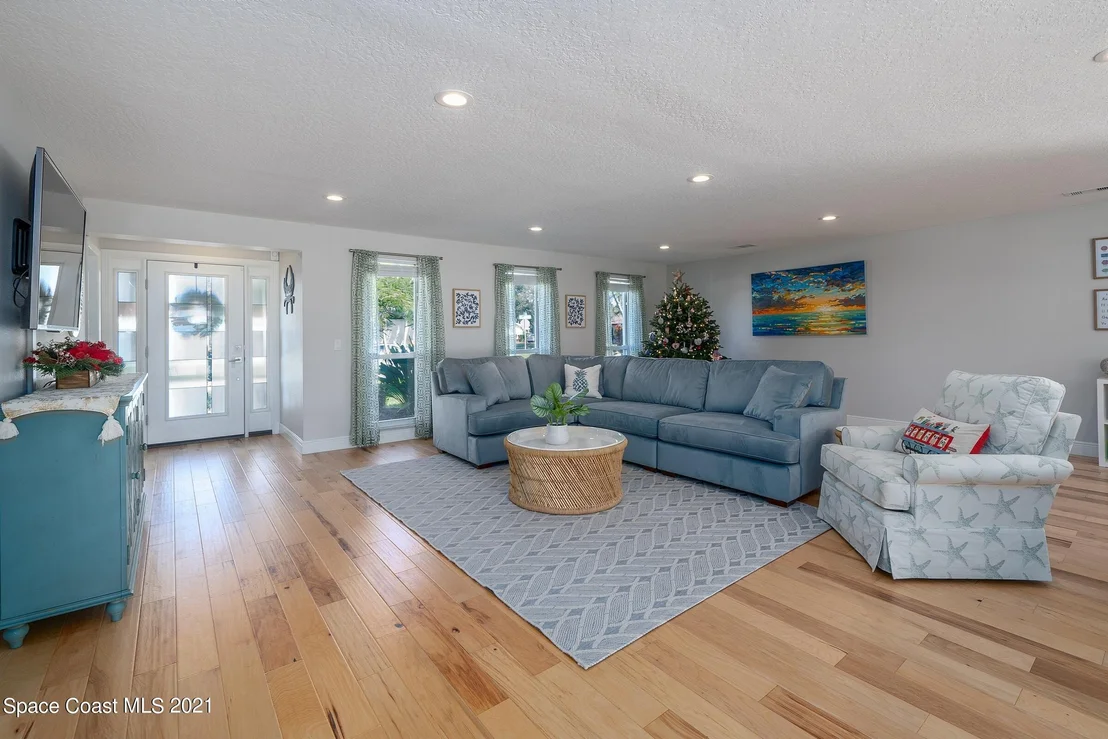 Photo of 203 Sand Pine Road