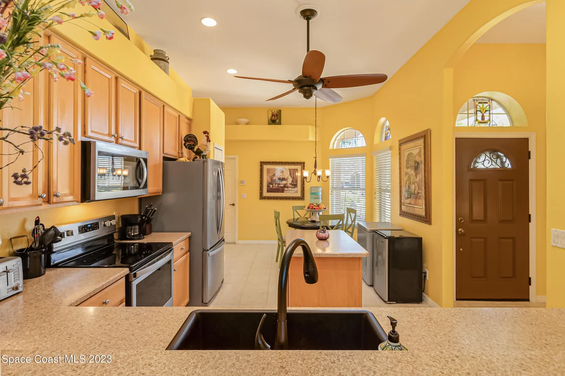 Photo of 4481 Portage Trail