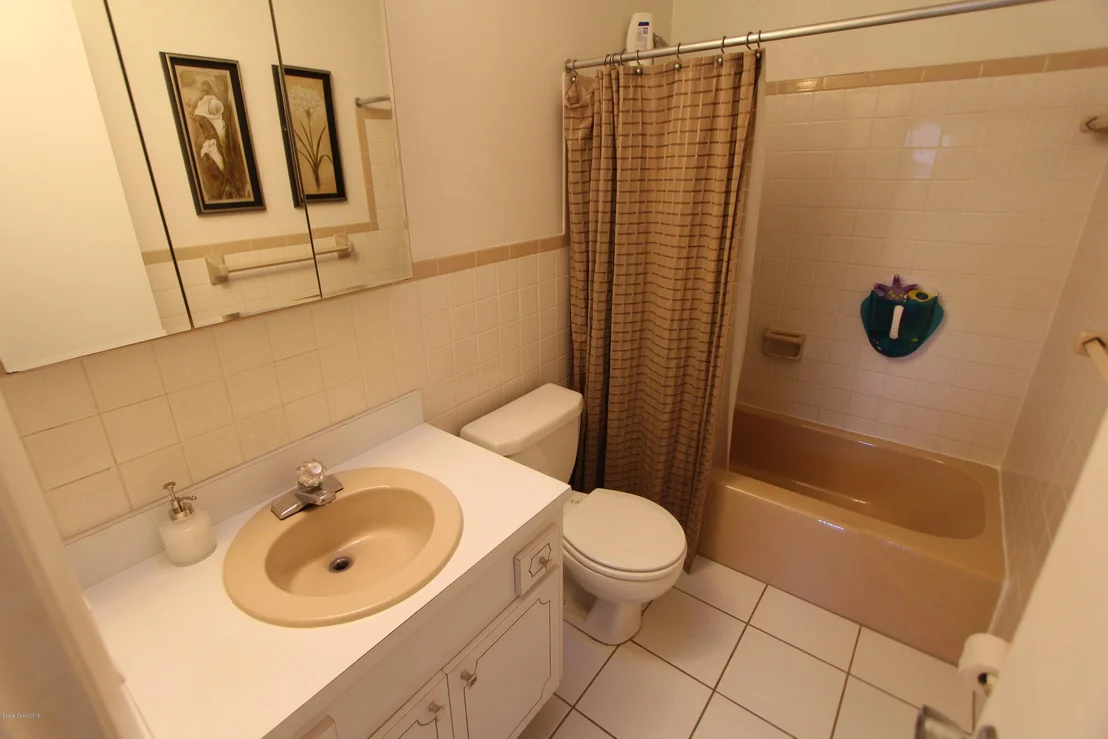 Photo of 983 Sarazen Drive