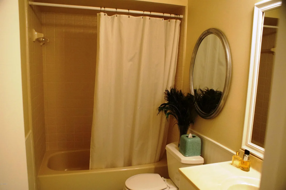 Photo of 265 Bayhead Drive