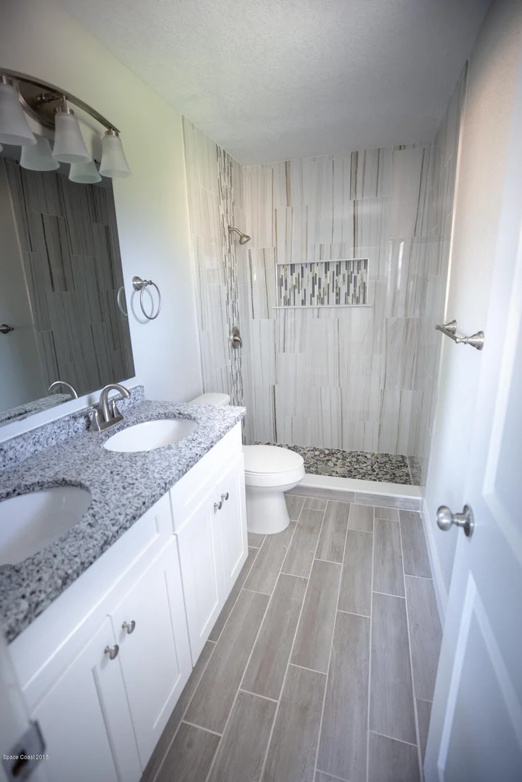 Photo of 312 Darrow Avenue