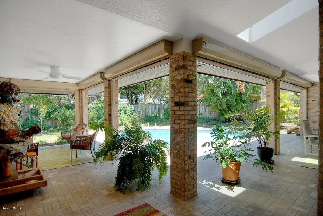 Photo of 574 Hummingbird Drive