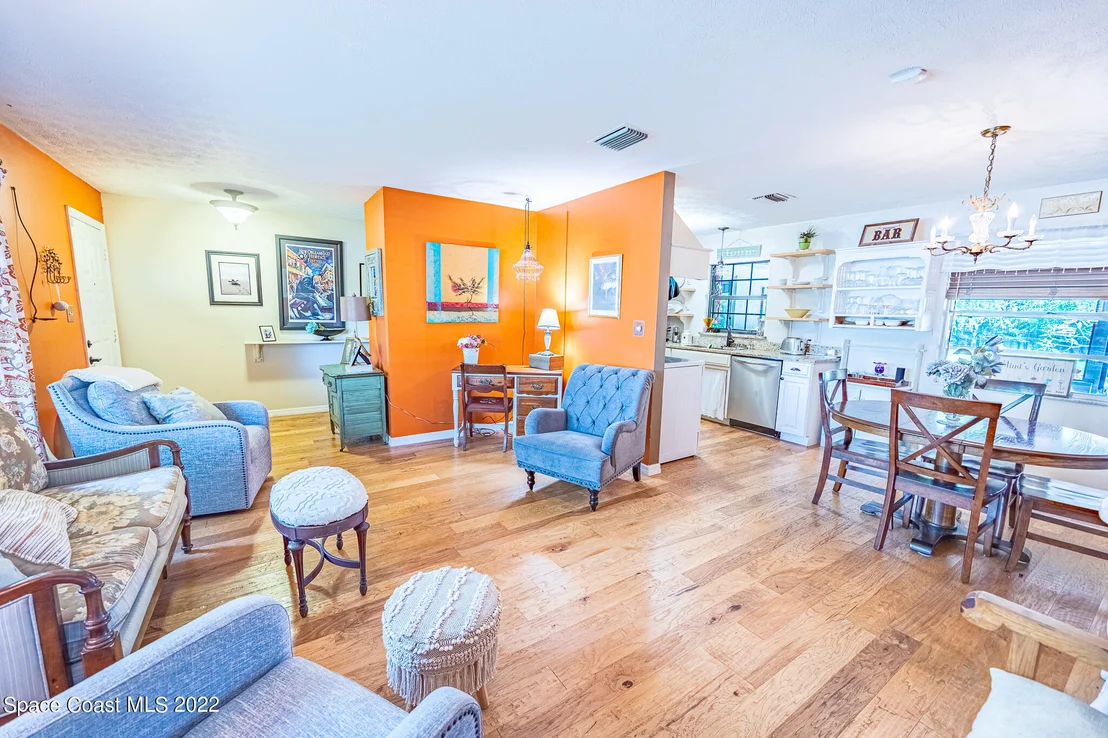 Photo of 2701 Golfview Drive
