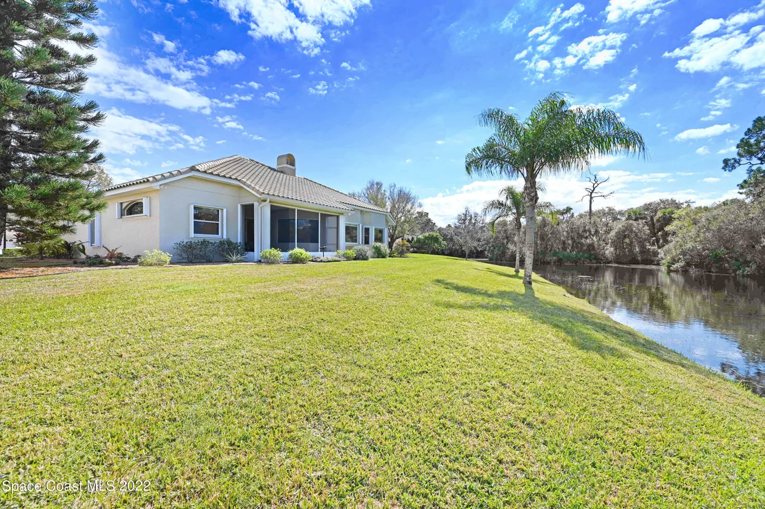 Photo of 961 Palm Brook Drive
