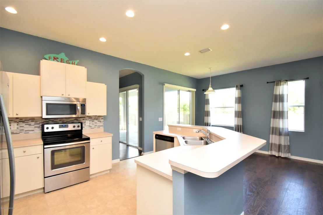 Photo of 2998 Hackensack Avenue SE
