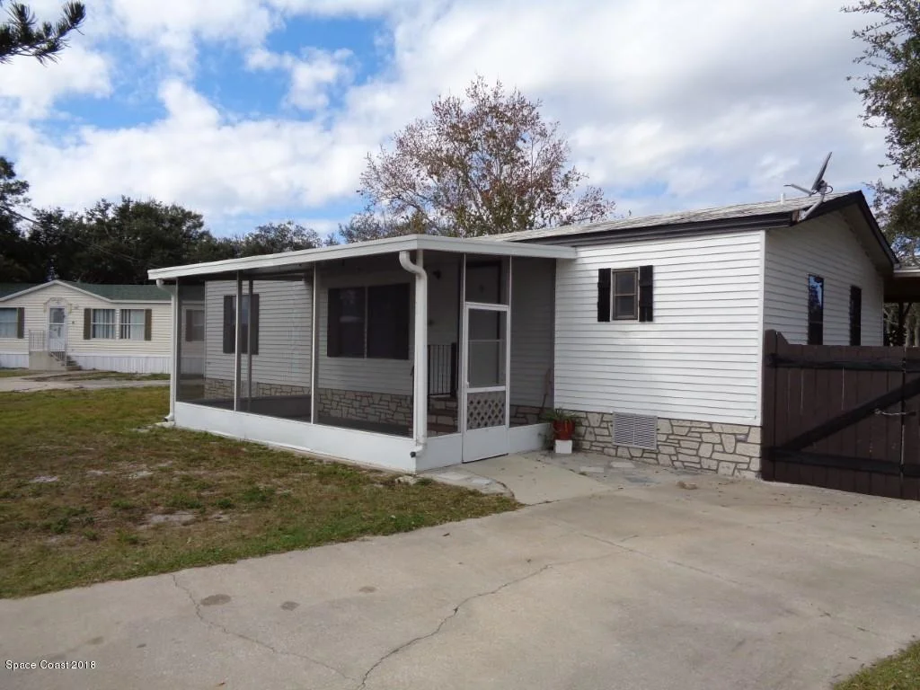 Photo of 569 Nicklaus Circle