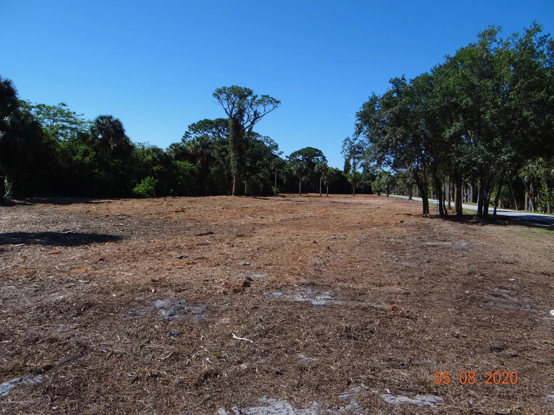 Photo of 2405 Malabar Road