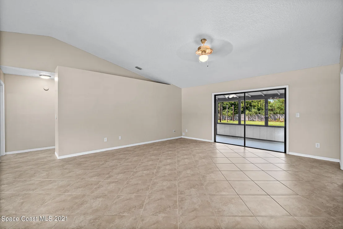 Photo of 4390 Alan Shepard Avenue