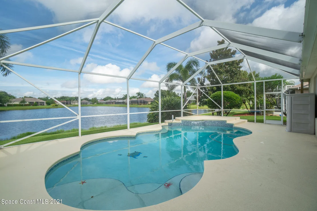 Photo of 5876 Arlington Circle