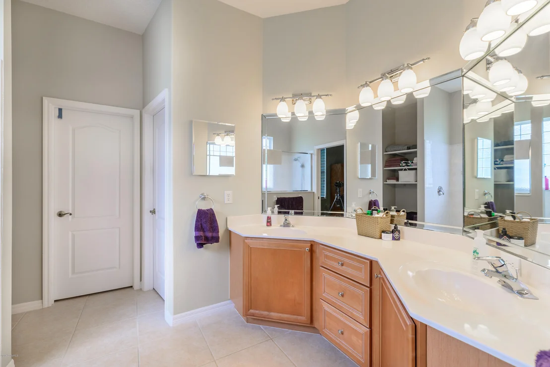 Photo of 858 Thrasher Drive