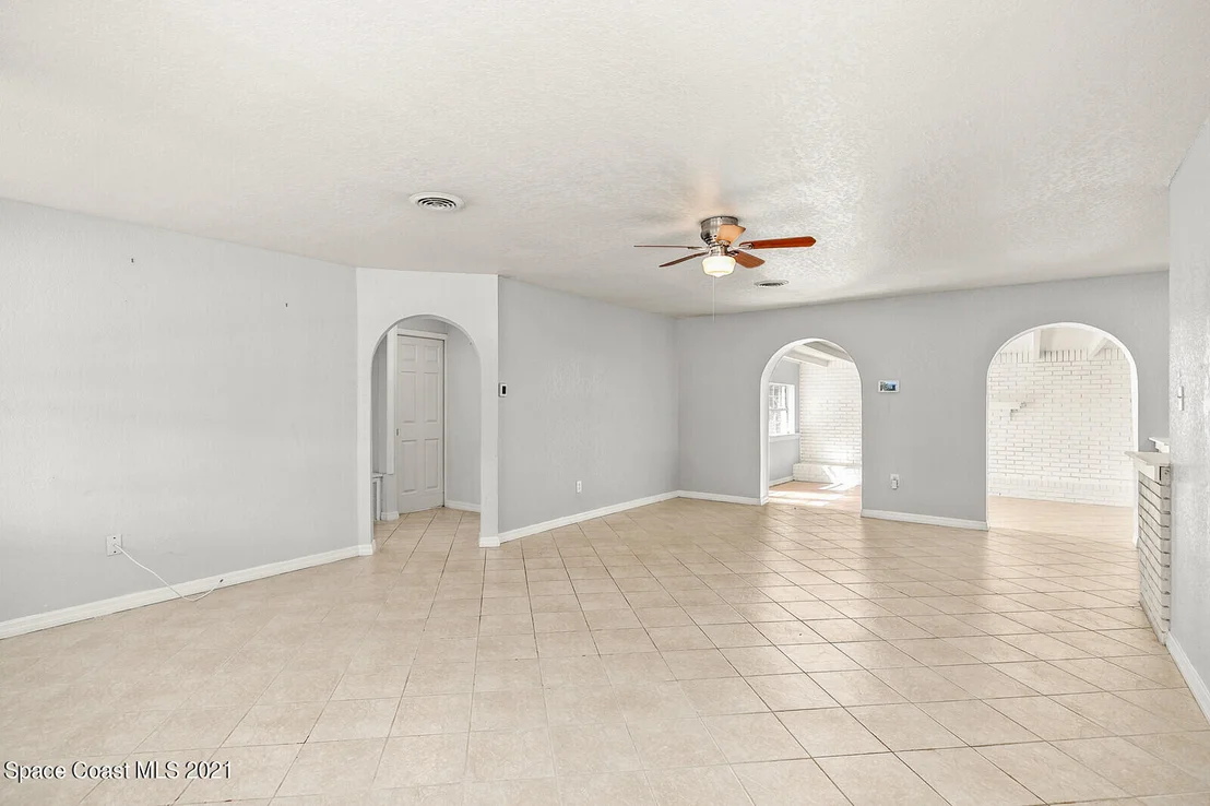 Photo of 1356 Arnold Drive
