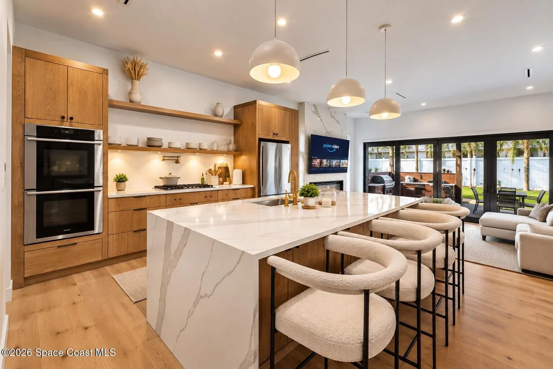 Photo of 785 Seymour Road NE