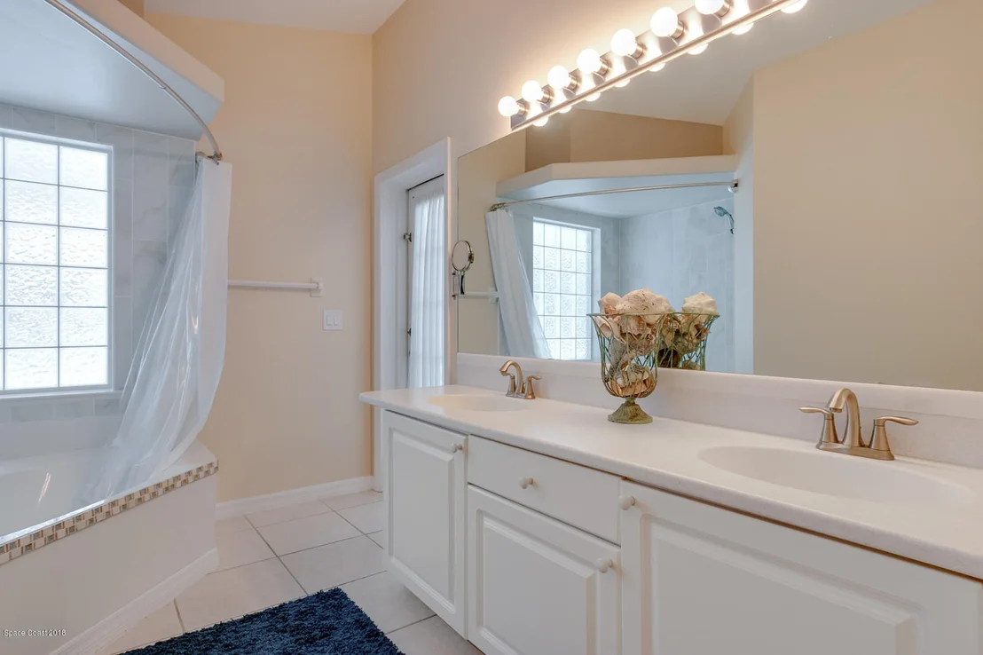 Photo of 3825 Grant Road