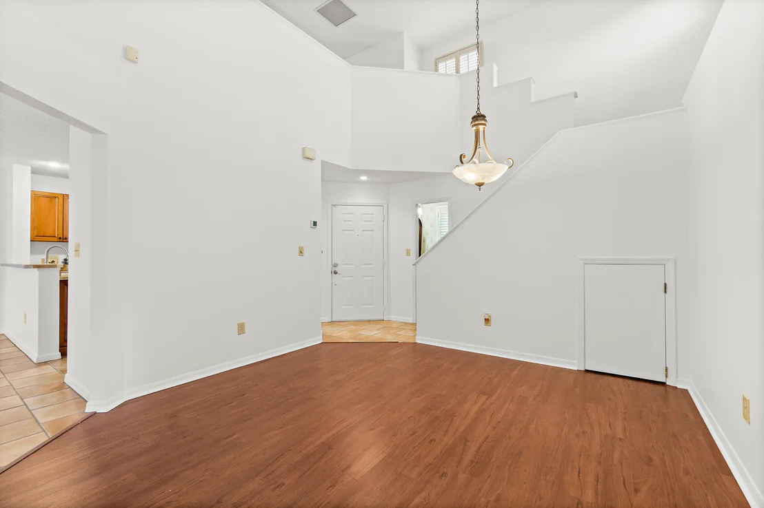 Photo of 1699 Pine Valley Drive