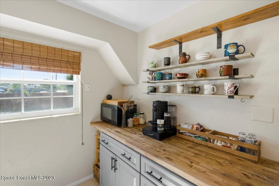 Photo of 2375 Sadler Lane