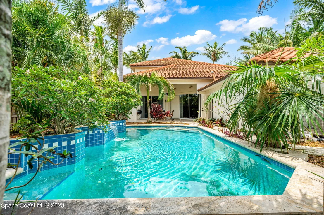 Photo of 301 Miami Avenue