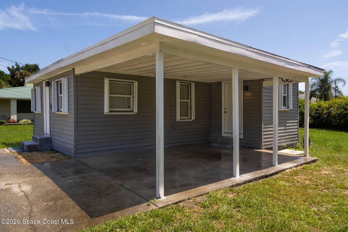 Photo of 2681 Orange Avenue