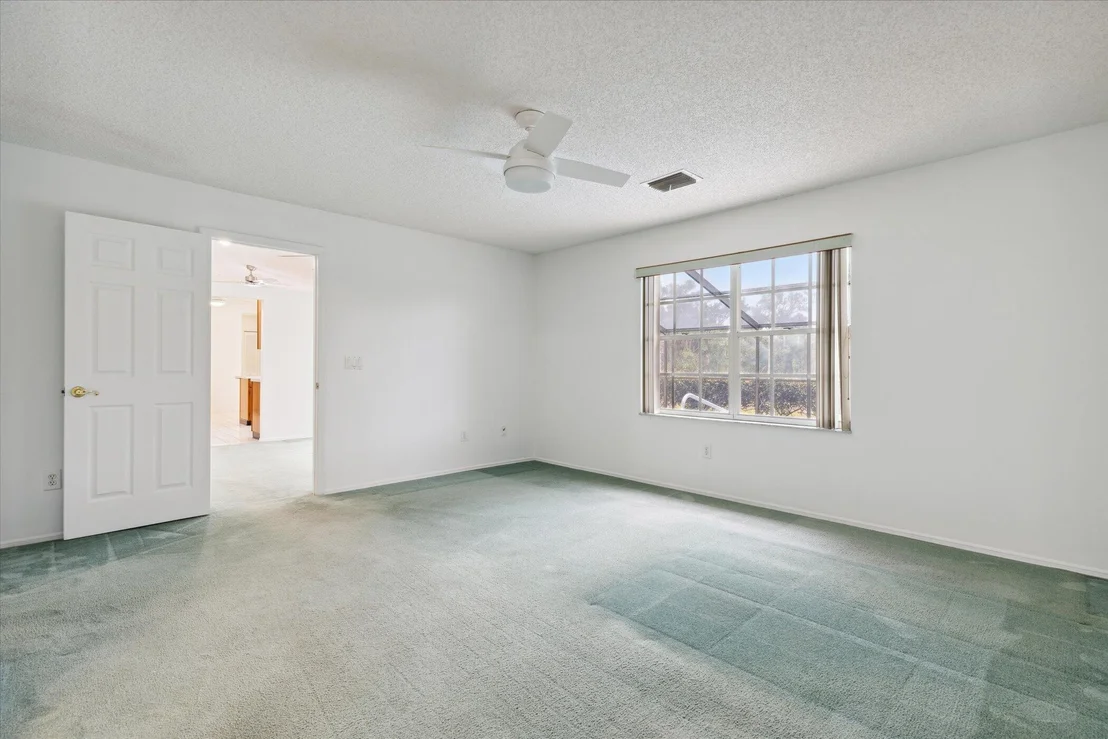 Photo of 1270 Meadowbrook Road NE