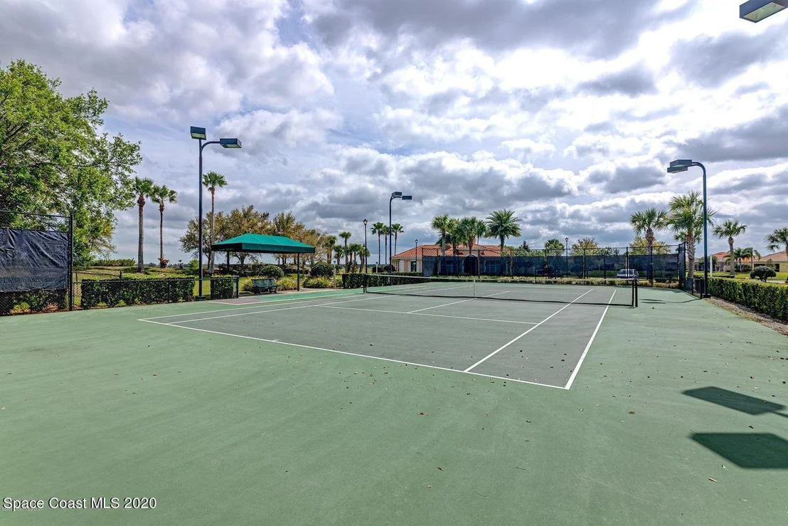 Photo of 3493 Hyperion Way SE