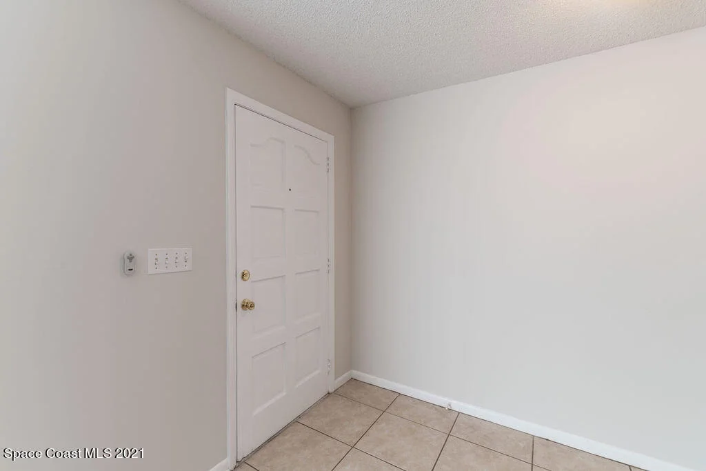 Photo of 2704 Lewis Street