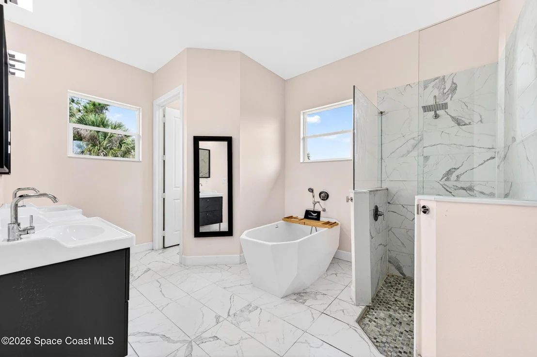 Photo of 1394 Absaroka Lane