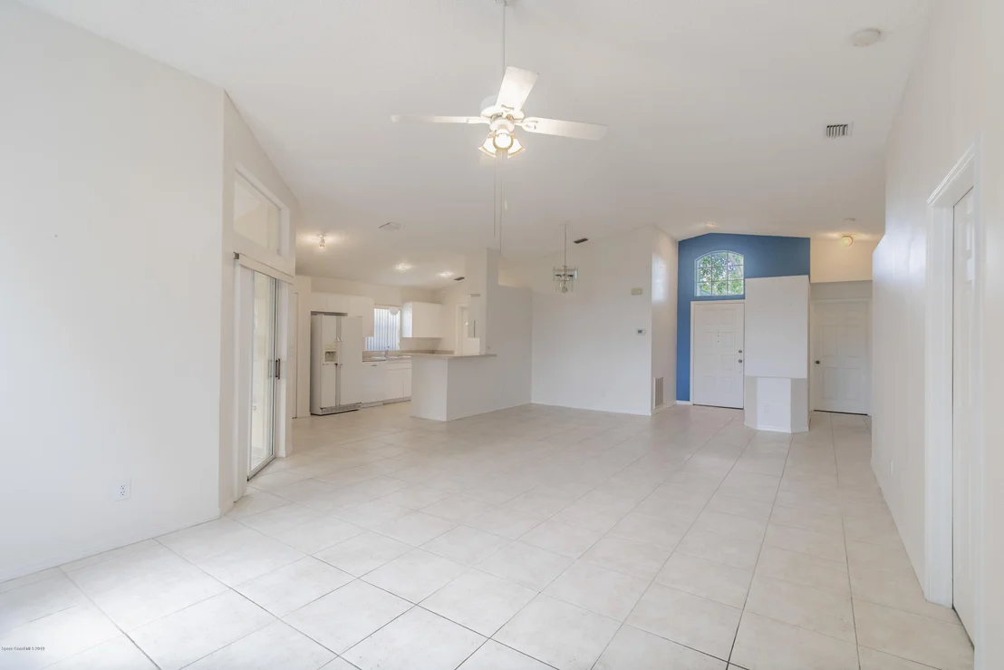 Photo of 2454 Saint Johns Lane