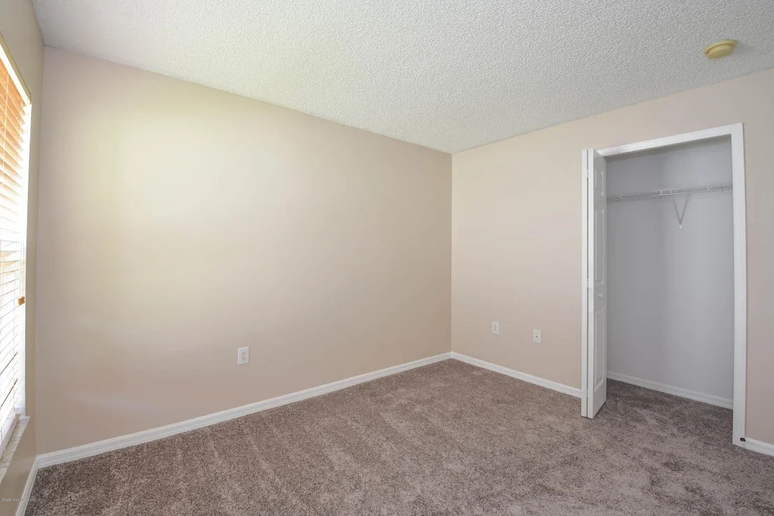 Photo of 1898 Fallon Boulevard NE