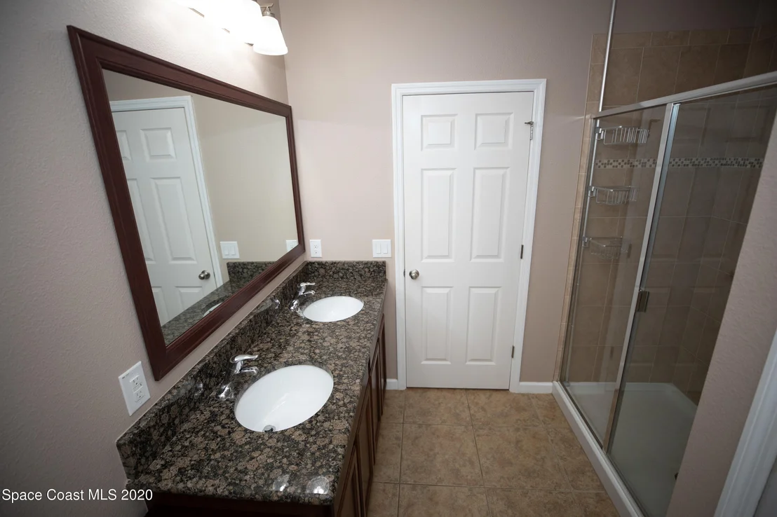 Photo of 1040 Cayman Drive