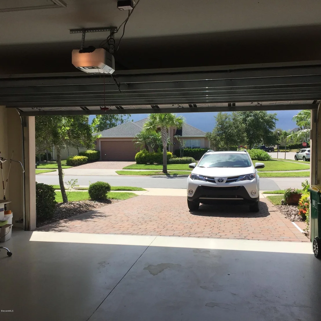 Photo of 7107 Broderick Drive