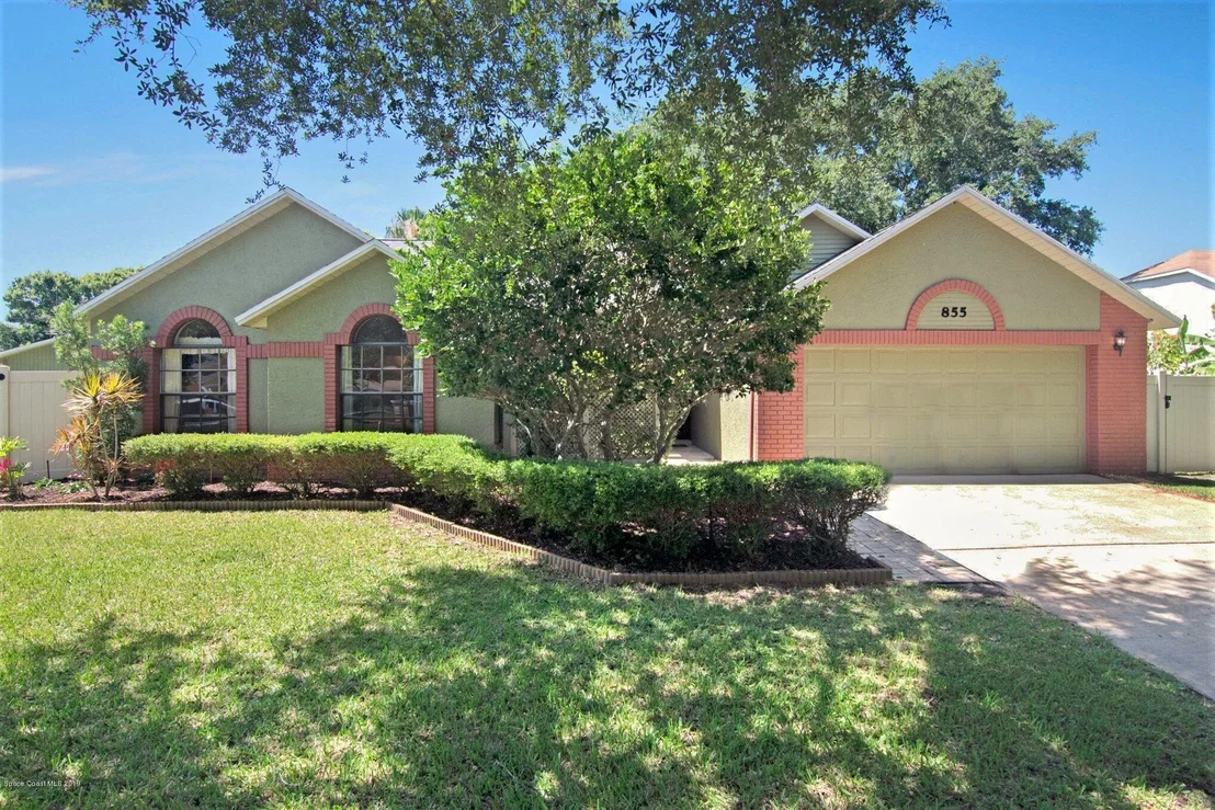 Photo of 855 Yorktowne Drive