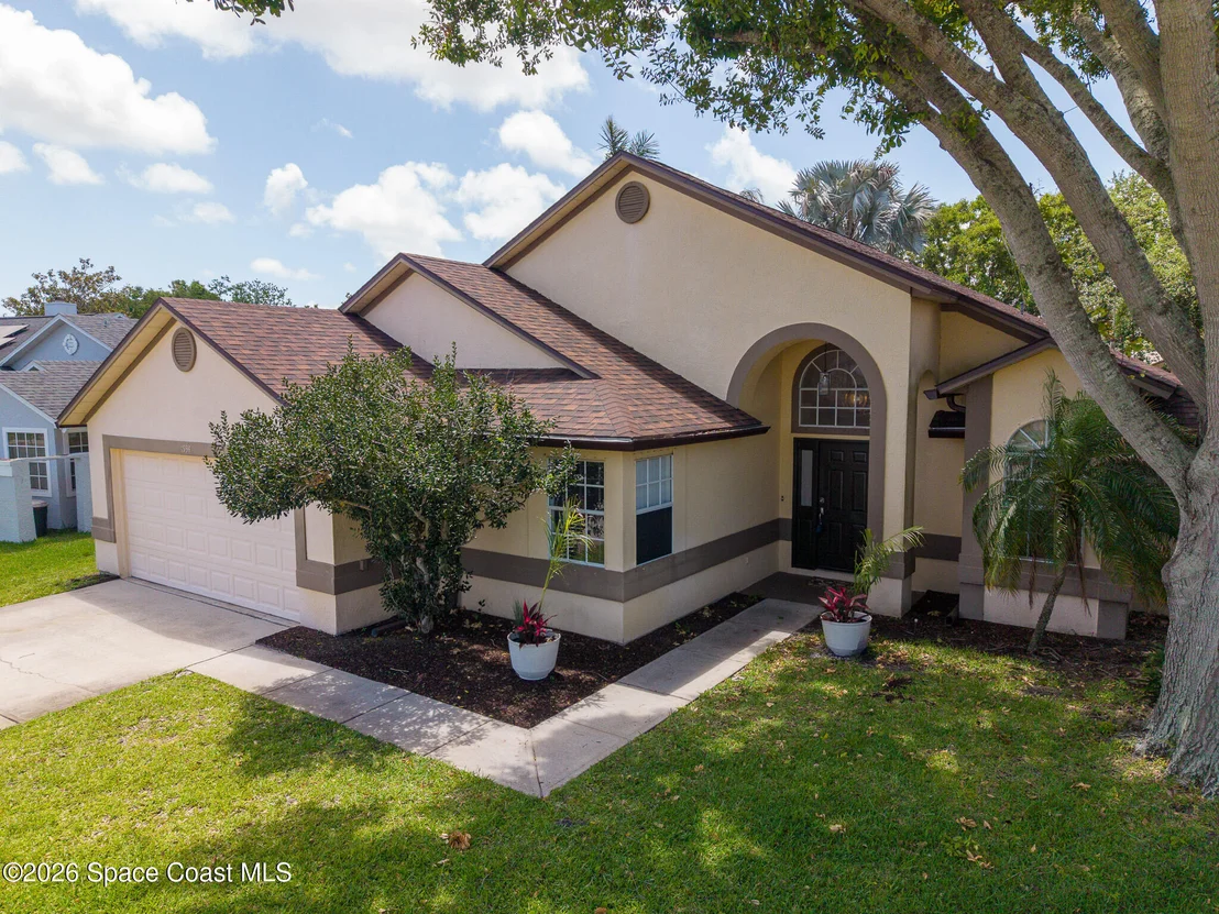 Photo of 1934 Glen Meadows Circle