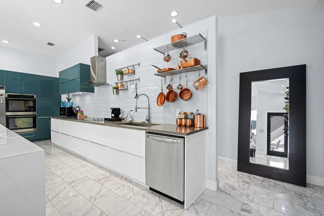 Photo of 712 Autumn Glen Drive