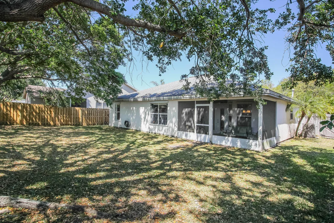 Photo of 7217 Hammock Lakes Drive