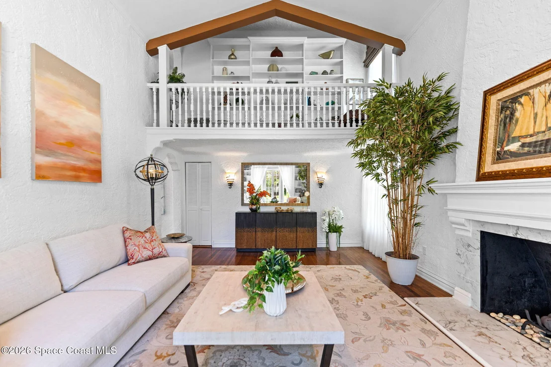 Photo of 121 Circle Drive