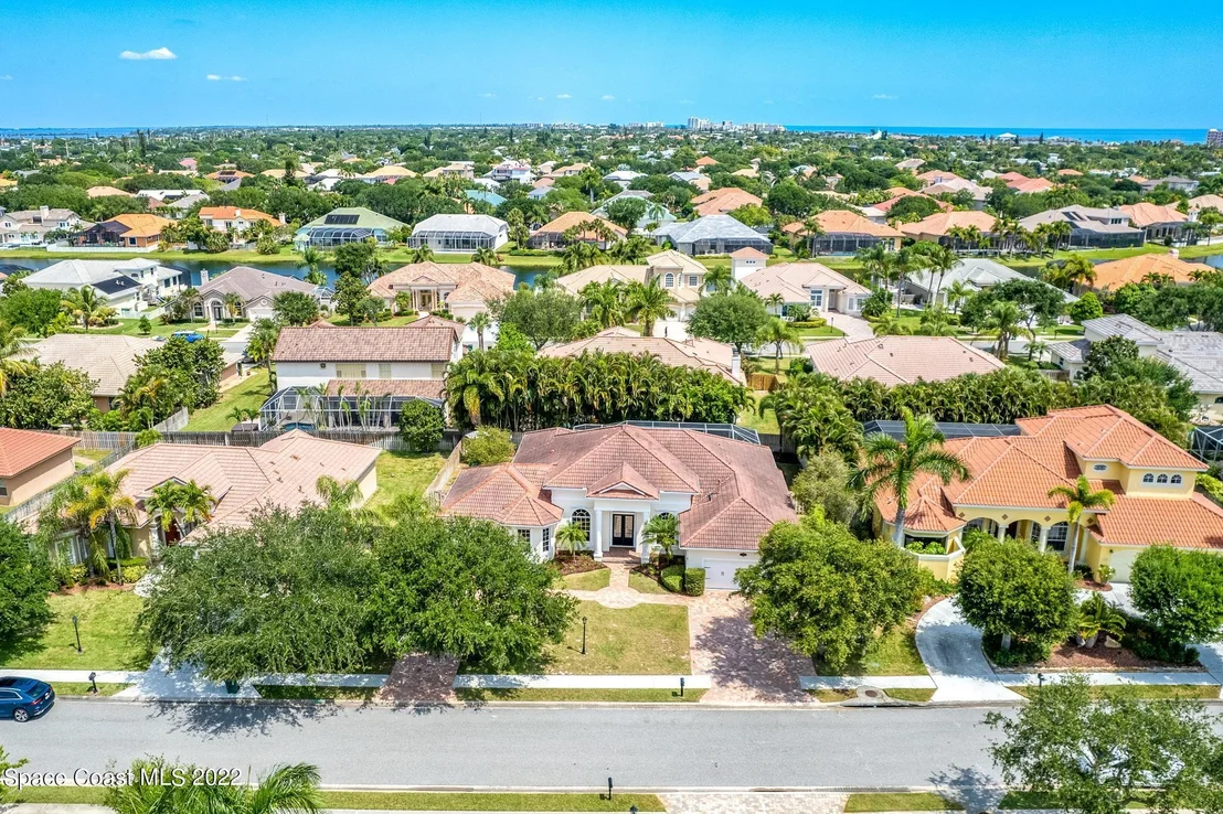 Photo of 356 Southampton Drive