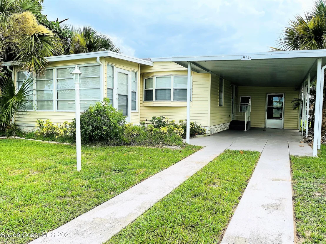Photo of 915 Pecan Circle