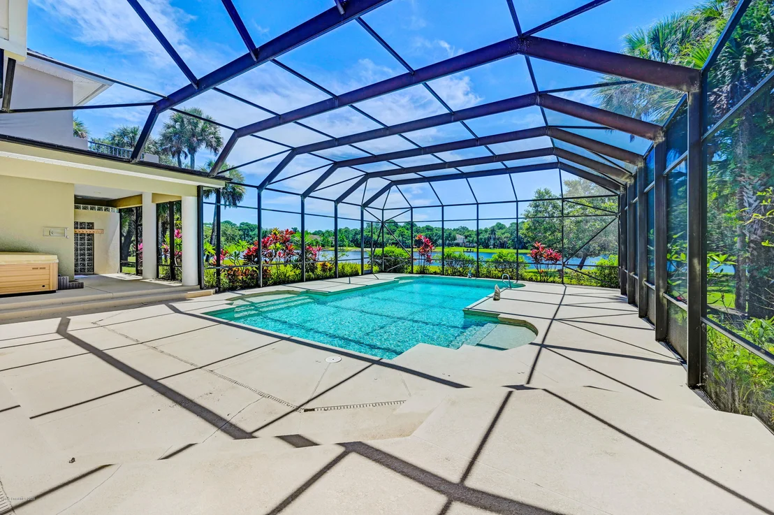 Photo of 5640 Willoughby Drive
